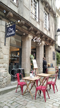 Atmosphère du Bar-restaurant à huîtres Chez Marcelle, restaurant à Vannes - n°3