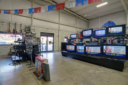 Pawn Shop «USA Loans Pawn Shop», reviews and photos, 5925 S University Ave, Little Rock, AR 72209, USA