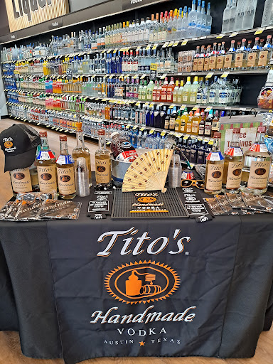 Grocery Store «Winn-Dixie», reviews and photos, 3246 US-441, Okeechobee, FL 34974, USA