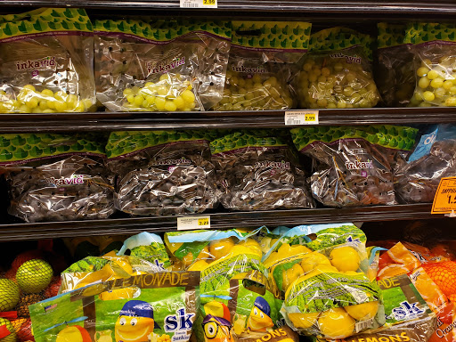 Supermarket «Sureway», reviews and photos, 504 Watson Ln, Henderson, KY 42420, USA