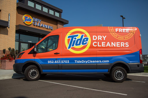 Dry Cleaner «Hour Glass Cleaners», reviews and photos, 530 W 79th St, Chanhassen, MN 55317, USA