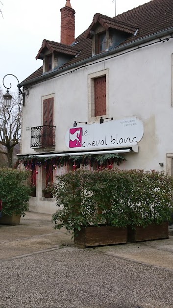 Restaurant Le Cheval Blanc à Is-sur-Tille