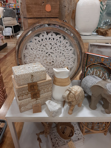 Department Store «T.J. Maxx & HomeGoods», reviews and photos, 715 E Dundee Rd, Palatine, IL 60074, USA