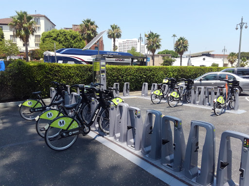 Metro Bike Share: Union Station West Portal