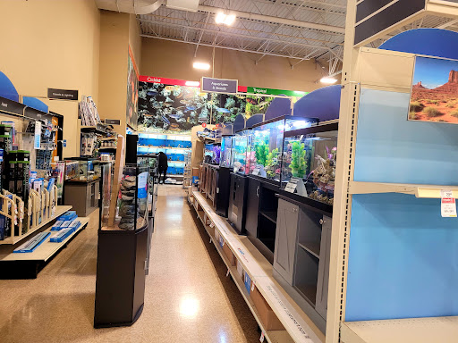 Pet Supply Store «PetSmart», reviews and photos, 1050 McKinley Pl Dr #30, San Marcos, TX 78666, USA