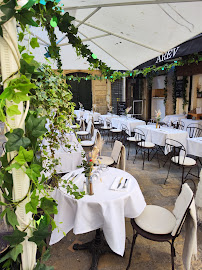 Atmosphère du Restaurant français AREV à Aix-en-Provence - n°1