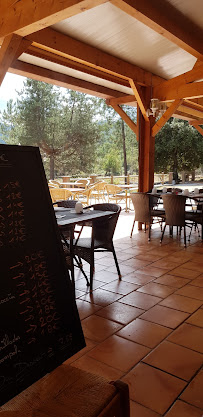 Atmosphère du Restaurant français Auberge U Sampolu à Ghisoni - n°8