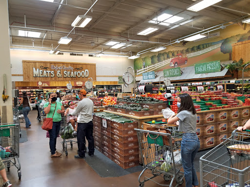 Health Food Store «Sprouts Farmers Market», reviews and photos, 24285 Magic Mountain Pkwy, Valencia, CA 91355, USA