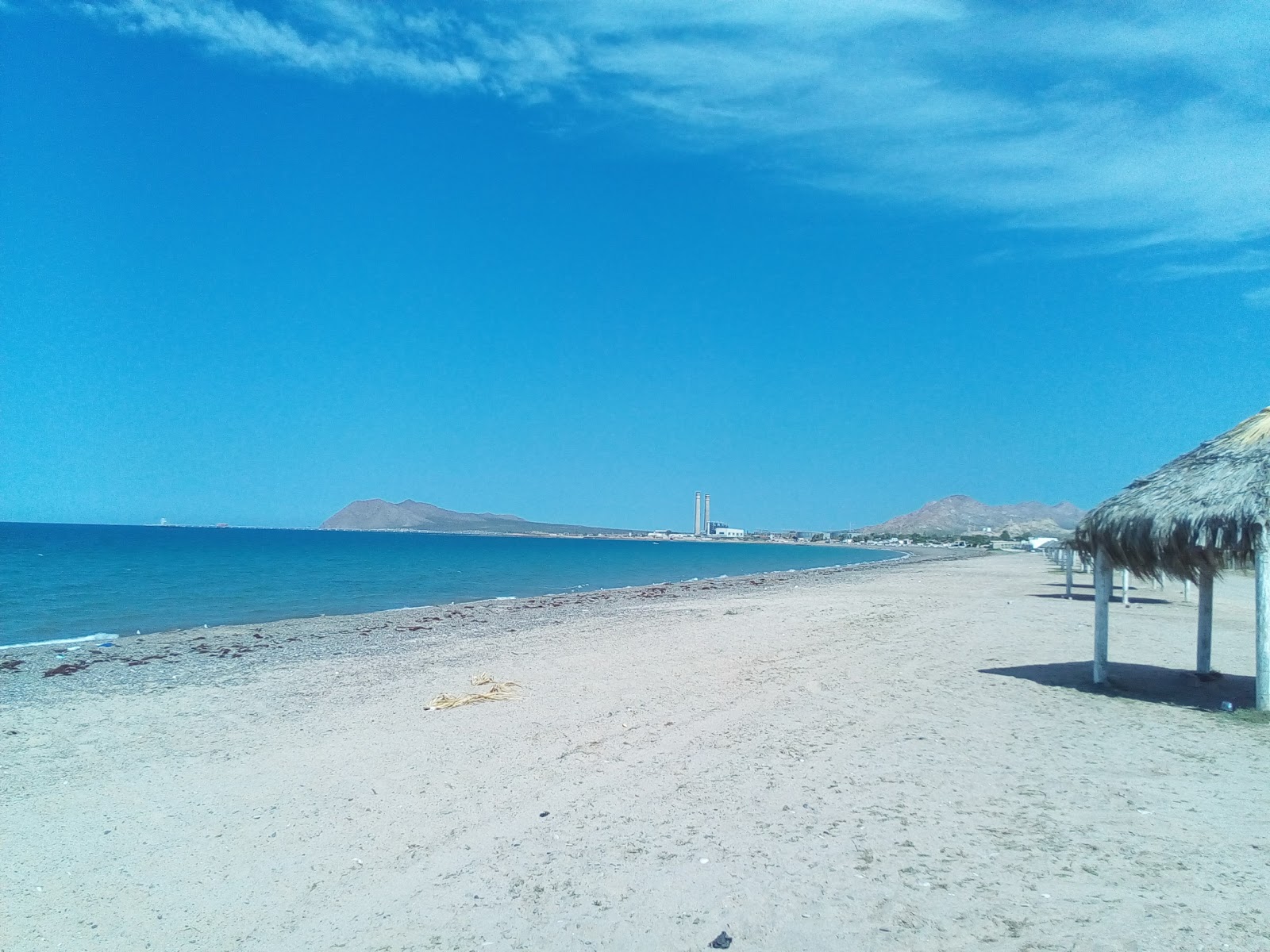 Foto de Playa Puerto Libertad con parcialmente limpio nivel de limpieza