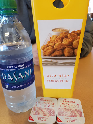 Fast Food Restaurant «Chick-fil-A», reviews and photos, 1031 S Walnut Ave, New Braunfels, TX 78130, USA