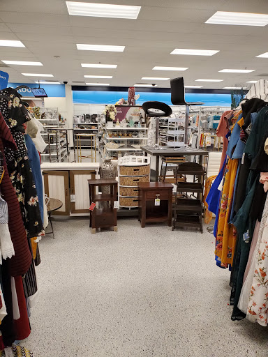 Clothing Store «Ross Dress for Less», reviews and photos, 1443 Dallas Hwy, Waxahachie, TX 75165, USA