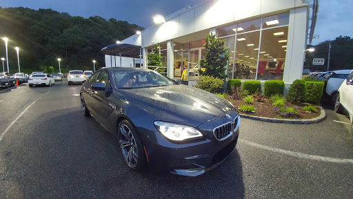 BMW Dealer «BMW of Oyster Bay», reviews and photos, 145 Pine Hollow Rd, Oyster Bay, NY 11771, USA