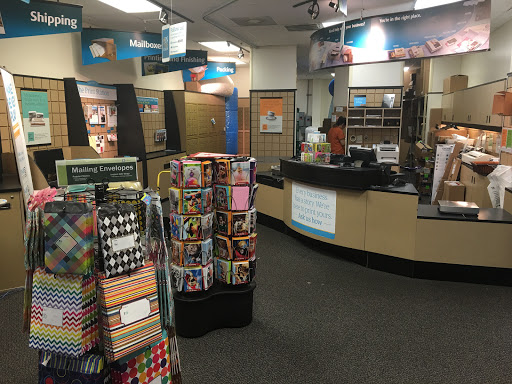 Shipping and Mailing Service «The UPS Store - Memorial», reviews and photos, 5535 Memorial Dr F, Houston, TX 77007, USA