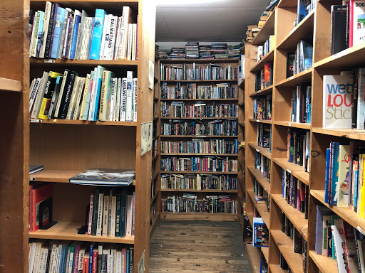 Used Book Store «Books Do Furnish a Room», reviews and photos, 1809 W Markham Ave, Durham, NC 27705, USA