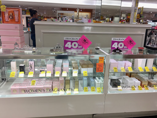 Department Store «Younkers», reviews and photos, 3800 Merle Hay Rd, Des Moines, IA 50310, USA