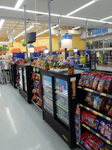 Department Store «Walmart Supercenter», reviews and photos, 150 Smith Rd, St Charles, IL 60174, USA