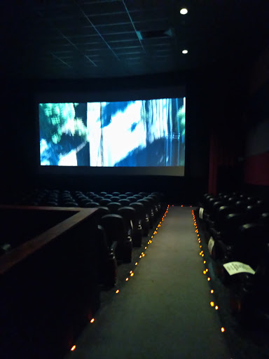 Movie Theater «Fontana Regency 8», reviews and photos, 16741 Valley Blvd, Fontana, CA 92335, USA