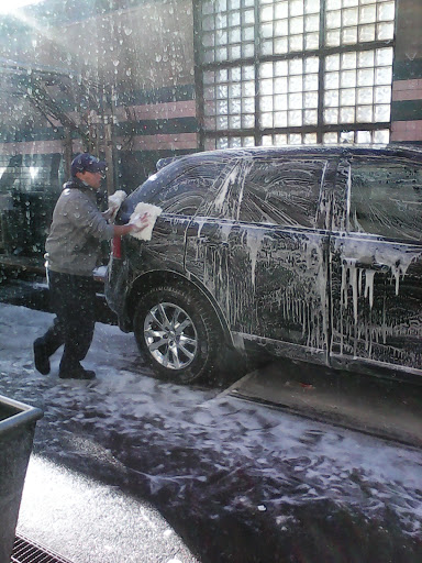 Car Wash «Auto Pride Hand Car Wash», reviews and photos, 909 Woodside Rd, Redwood City, CA 94061, USA