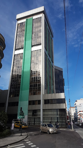 Opiniones de Edificio Parque de Mayo IESS en Quito - Oficina de empresa