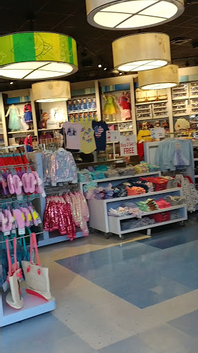 Toy Store «Disney Store», reviews and photos, 18521 Outlet Blvd, Chesterfield, MO 63005, USA