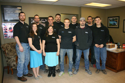 Auto Repair Shop «Hot Rod Dreamworks & Collision Repair LLC», reviews and photos, 24315 S Hwy 99 E, Canby, OR 97013, USA