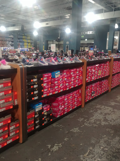 Shoe Store «SKECHERS Factory Outlet», reviews and photos, 8460 Gulf Fwy, Houston, TX 77017, USA
