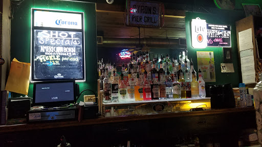 Pub «Island Pier Club», reviews and photos, 1702 Avenue O, Galveston, TX 77550, USA