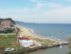 Fotografie cu Akraba beach zona parțial reamenajată