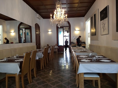 ROM4N1 Cafeteria & Restaurant - Avinguda del General Luque, 41, 07300 Inca, Illes Balears, Spain