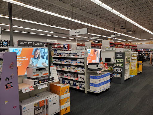 Office Supply Store «Staples», reviews and photos, 1104 W Broad St, Falls Church, VA 22046, USA