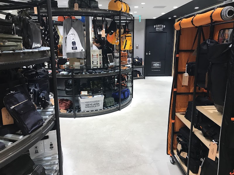 Porter Stand 東京駅店 東京都千代田区丸の内 かばん店 グルコミ