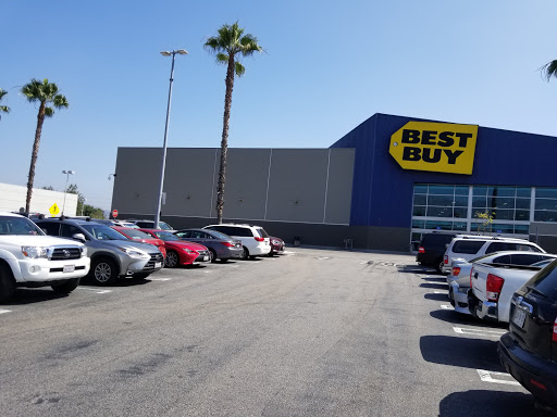 Electronics Store «Best Buy», reviews and photos, 1501 N Victory Pl, Burbank, CA 91504, USA