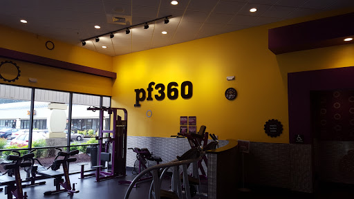 Gym «Planet Fitness», reviews and photos, 1001 SE Tualatin Valley Hwy, Hillsboro, OR 97123, USA