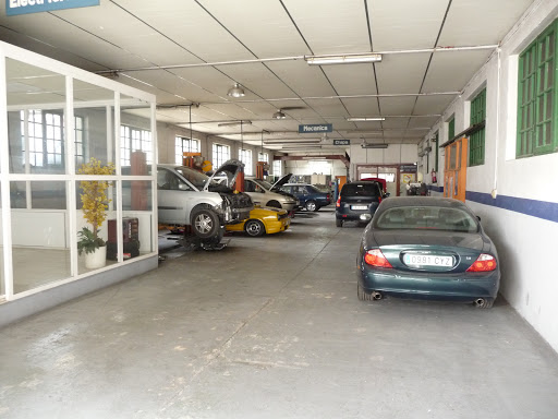 Talleres Autoiscar en Íscar, Valladolid