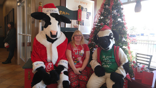 Fast Food Restaurant «Chick-fil-A», reviews and photos, 2424 Lincoln Hwy, Langhorne, PA 19047, USA