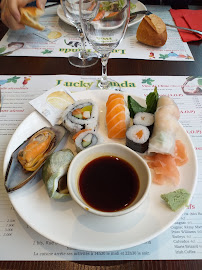 Plats et boissons du Restaurant asiatique Lucky Panda Wok à Moulins - n°3