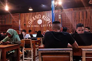 Grand Kupi Cafe image