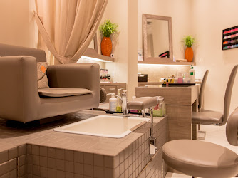 L'Attitudes Salon & Spa