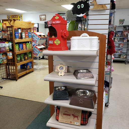Pet Supply Store «Dog Daze Pet Shop», reviews and photos, 309 S Main St, North Syracuse, NY 13212, USA