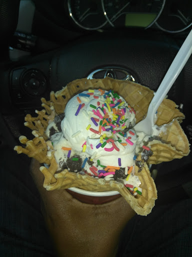 Ice Cream Shop «Cold Stone Creamery», reviews and photos, 4247 Atlantic Ave, Long Beach, CA 90807, USA