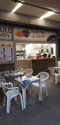 Atmosphère du Restaurant méditerranéen La Moule De Carnon à Mauguio - n°11