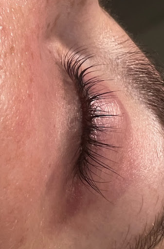 Beauty Salon «Hollywood Blonde Salon», reviews and photos, 140 N Kingshighway St, St Charles, MO 63301, USA