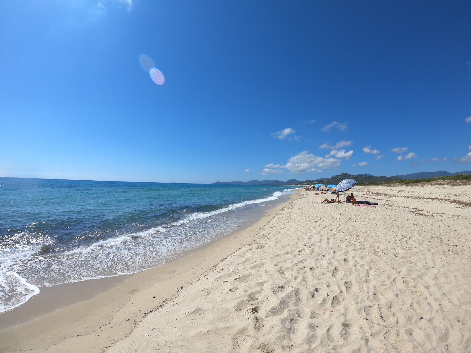 Fotografija Spiaggia Rei Sole z dolga ravna obala