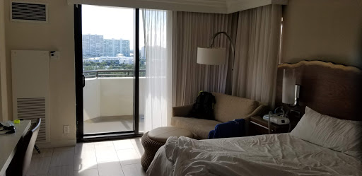 Resort «Fort Lauderdale Marriott Harbor Beach Resort & Spa», reviews and photos, 3030 Holiday Dr, Fort Lauderdale, FL 33316, USA