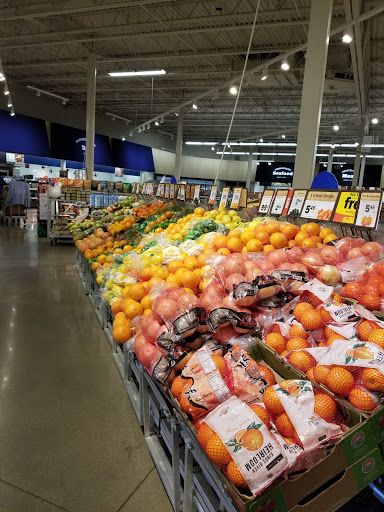 Grocery Store «Meijer», reviews and photos, 7701 Green Bay Rd, Kenosha, WI 53142, USA