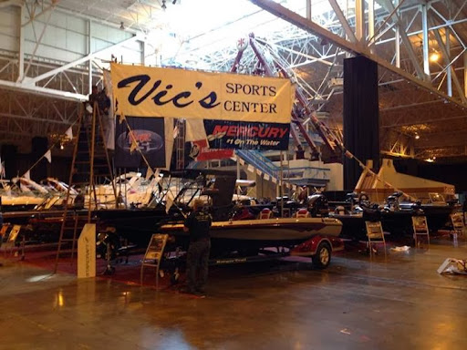 Vic's Sports Center