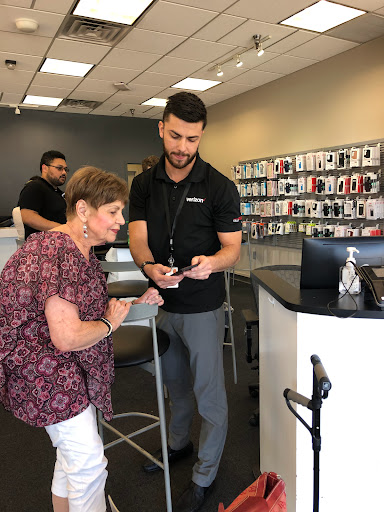 Cell Phone Store «Verizon», reviews and photos, 2625 E Gulf to Lake Hwy, Inverness, FL 34453, USA