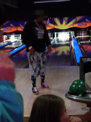 Bowling Alley «AMF Firebird Lanes», reviews and photos, 4303 Center St NE, Salem, OR 97301, USA