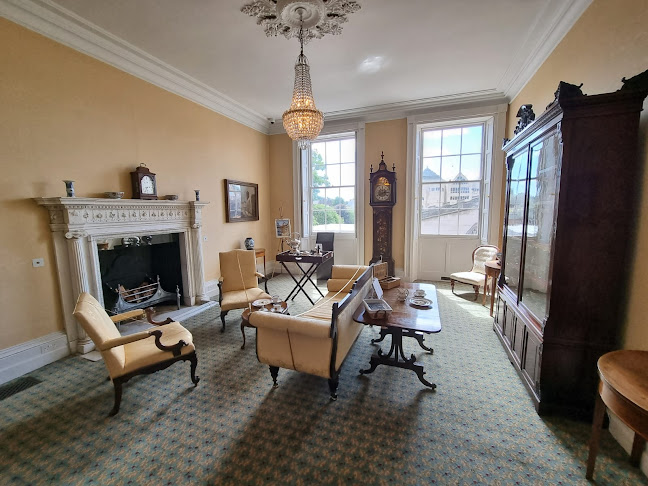 Comments and reviews of York Mansion House