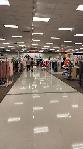 Department Store «Target», reviews and photos, 12197 Sunset Hills Rd, Reston, VA 20190, USA